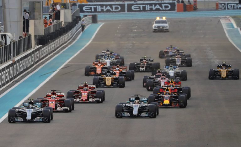 Bottas nyerte a szezonzárót, Hamilton a világbajnok