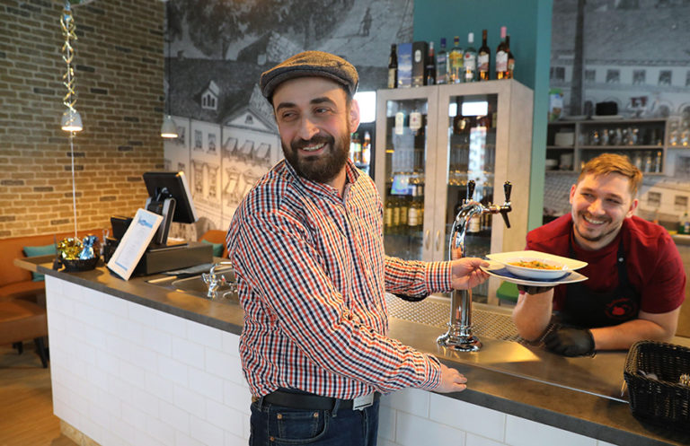 Shalom Solomon – A náci idők óta először nyílt kóser étterem Lipcsében